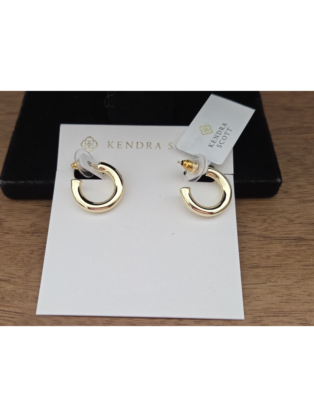 Kendra Scott Colette Huggie Hoop Earrings Gold Tone NWT New with Tags